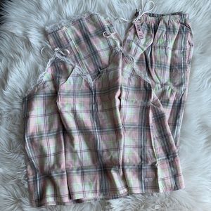 VS pajama set